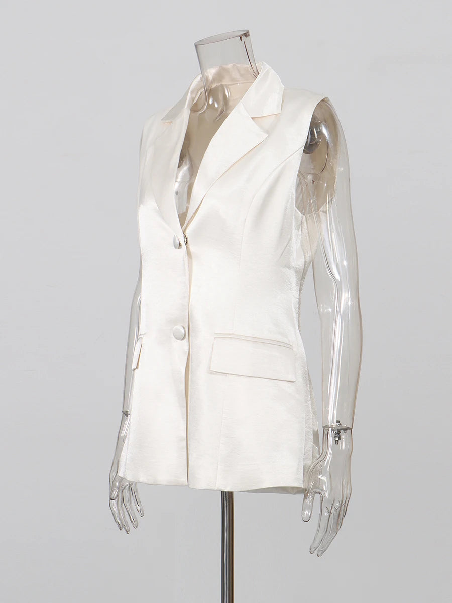TWOTWINSTYLE Elegant White Cutout Back Sleeveless Blazer for Women Lapel Spliced Pearl Fashion Coat for Formal Office Commute