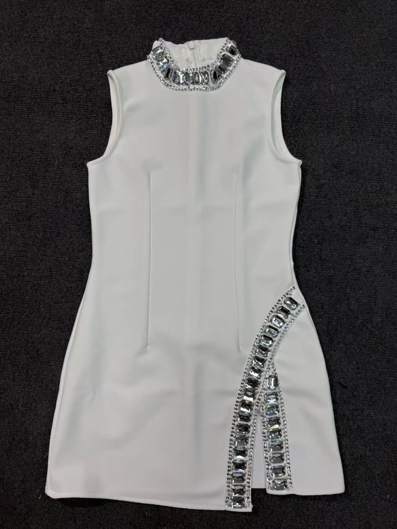 TWOTWINSTYLE Solid Slimming Temperament Dresses for Women Round Neck Sleeveless Patchwork Diamonds Dress Female Fashion Clothes