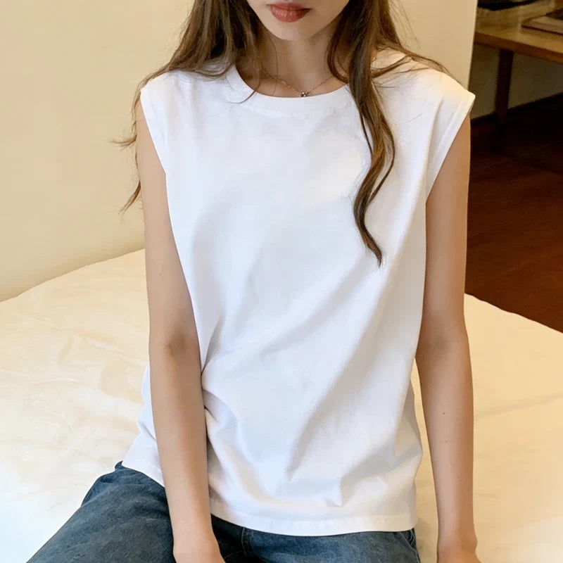 The Essential Luxe Tank from the Lavishly Me Edit at Lavishly Me