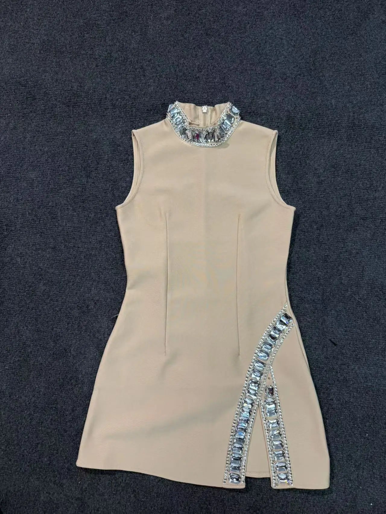 TWOTWINSTYLE Solid Slimming Temperament Dresses for Women Round Neck Sleeveless Patchwork Diamonds Dress Female Fashion Clothes