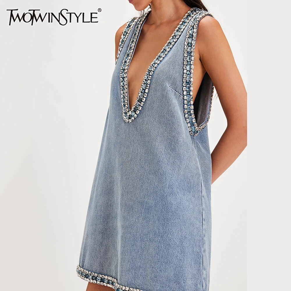 TWOTWINSTYLE Solid Loose Fashion Dresses for Women V Neck Sleeveless Patchwork Diamonds Temperament Dress Female Clothing New