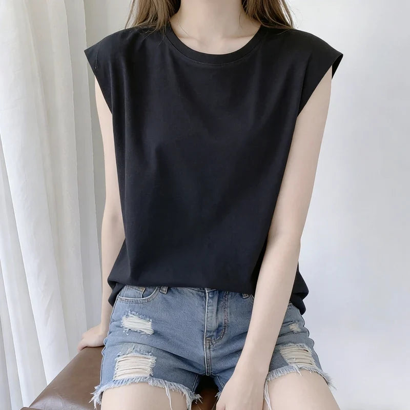 The Essential Luxe Tank from the Lavishly Me Edit at Lavishly Me