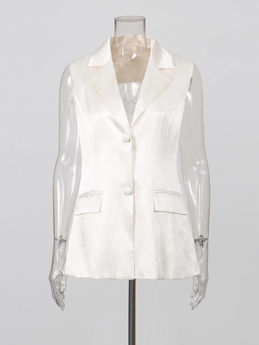 TWOTWINSTYLE Elegant White Cutout Back Sleeveless Blazer for Women Lapel Spliced Pearl Fashion Coat for Formal Office Commute