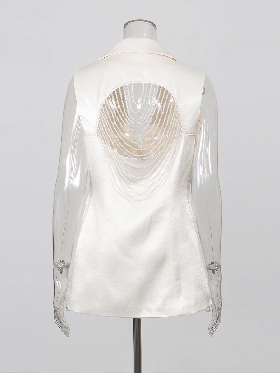 TWOTWINSTYLE Elegant White Cutout Back Sleeveless Blazer for Women Lapel Spliced Pearl Fashion Coat for Formal Office Commute