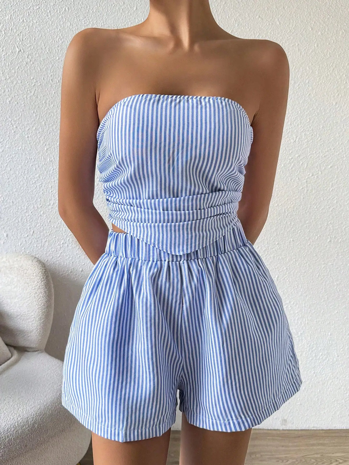 The Santorini Stripe Set from the Everyday Luxe at Lavishly Me